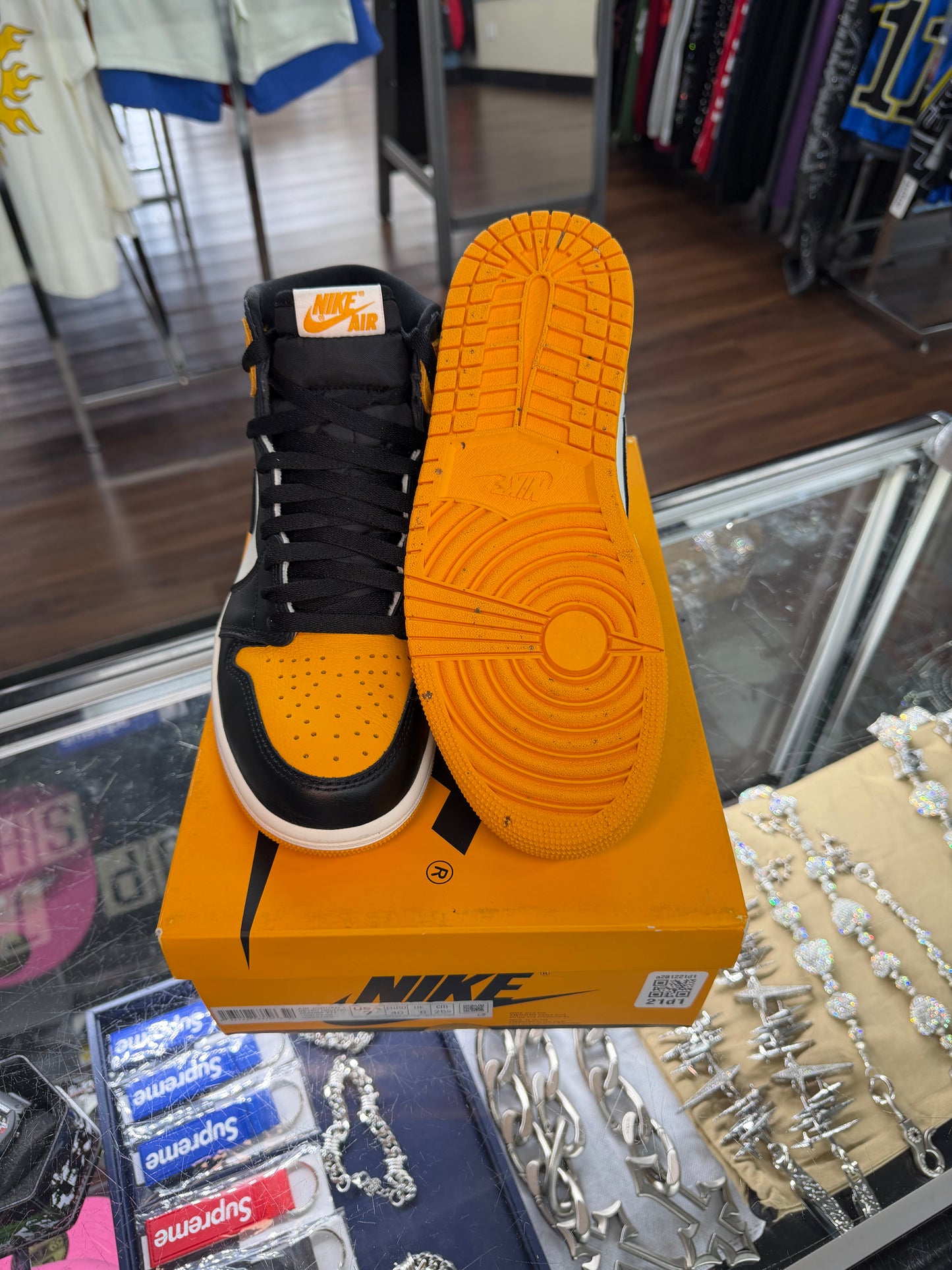 Jordan 1 Taxi (Pre Owned)