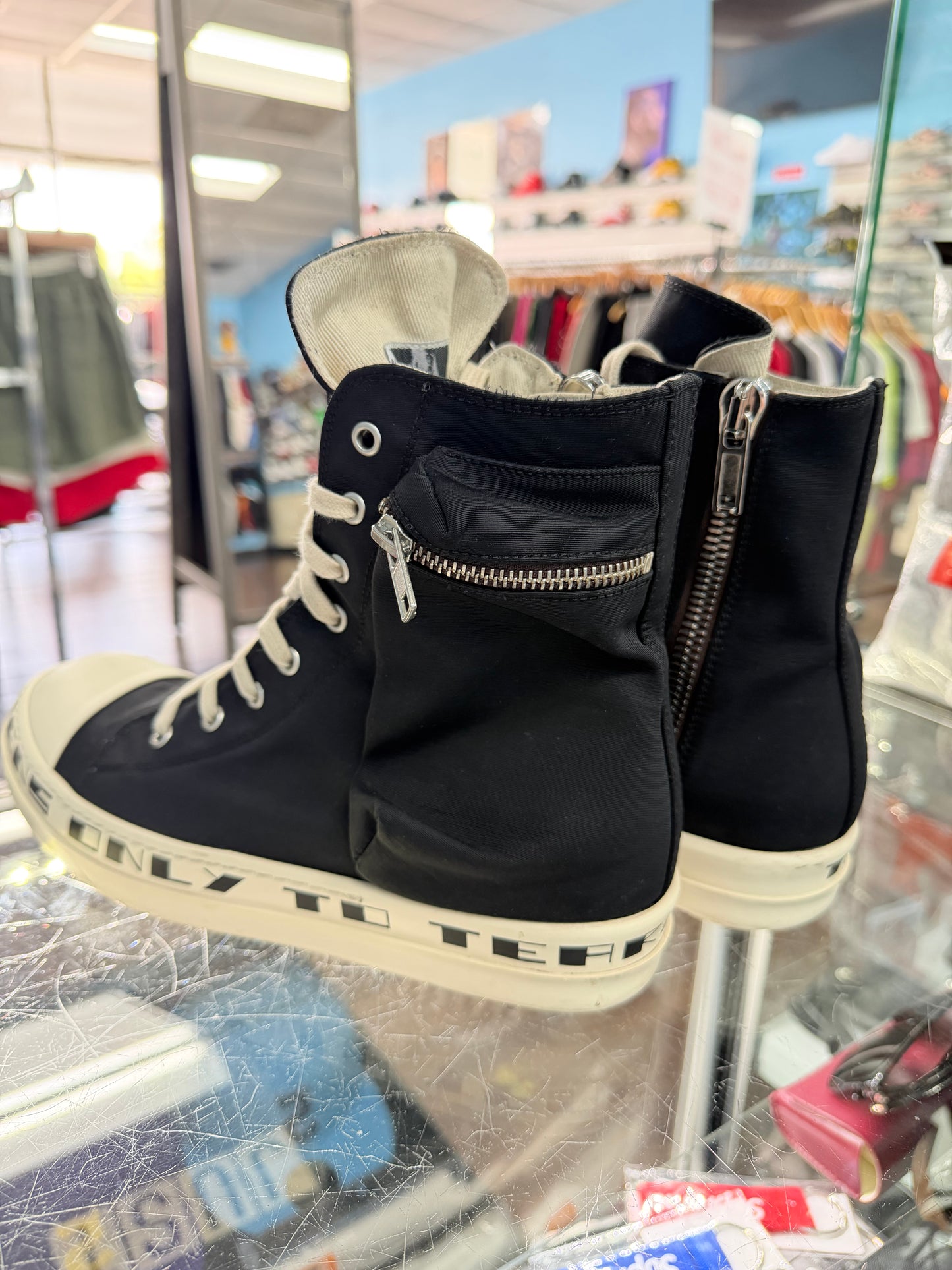 Rick Owen’s DRKSHDW Ramones Hi (Pre Owned)