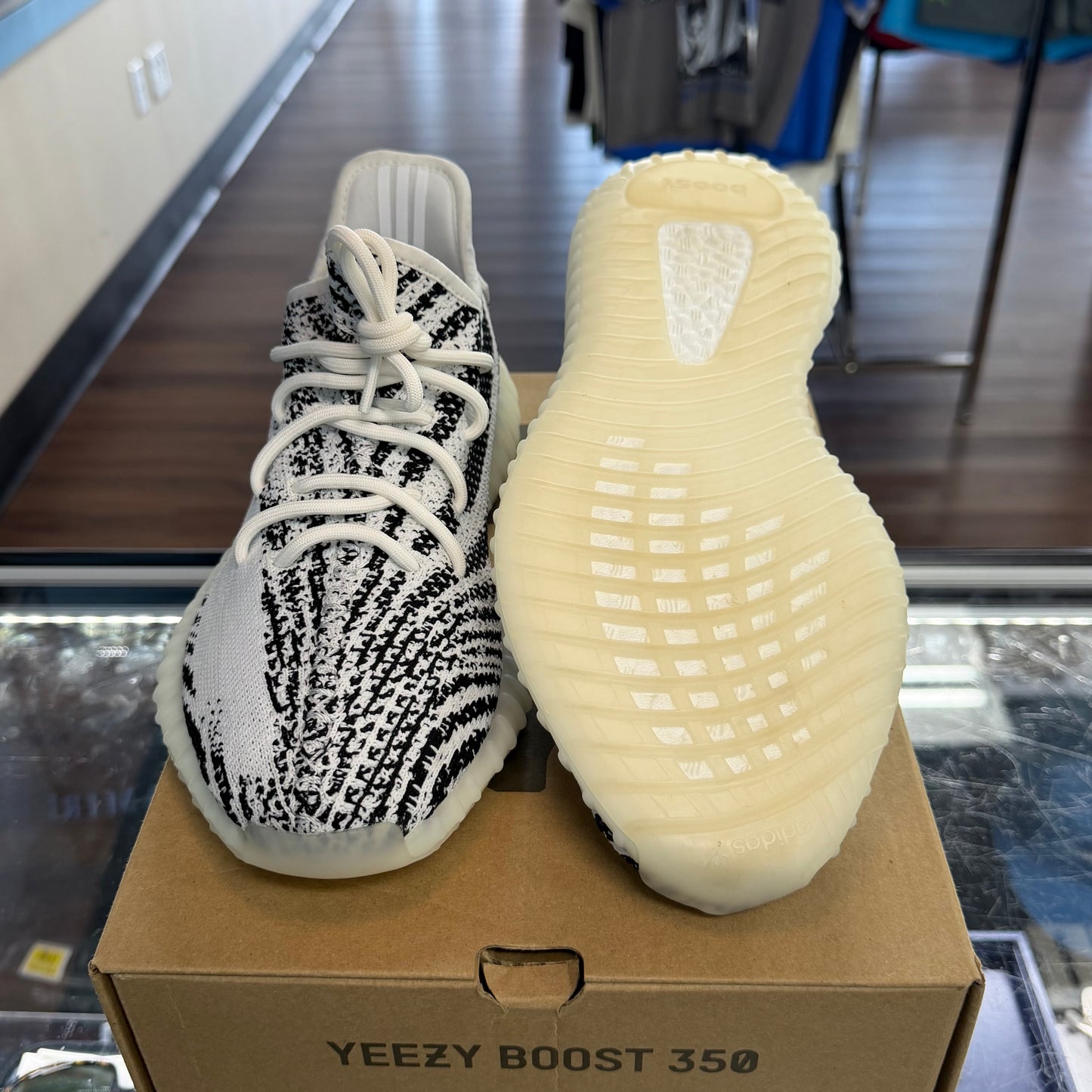 Yeezy Boost 350 V2 Zebra(Pre-Owned)