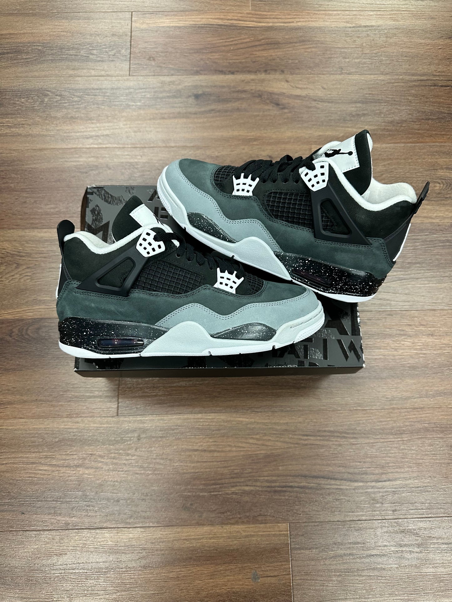 Jordan 4 Fear (2024) (Pre Owned)