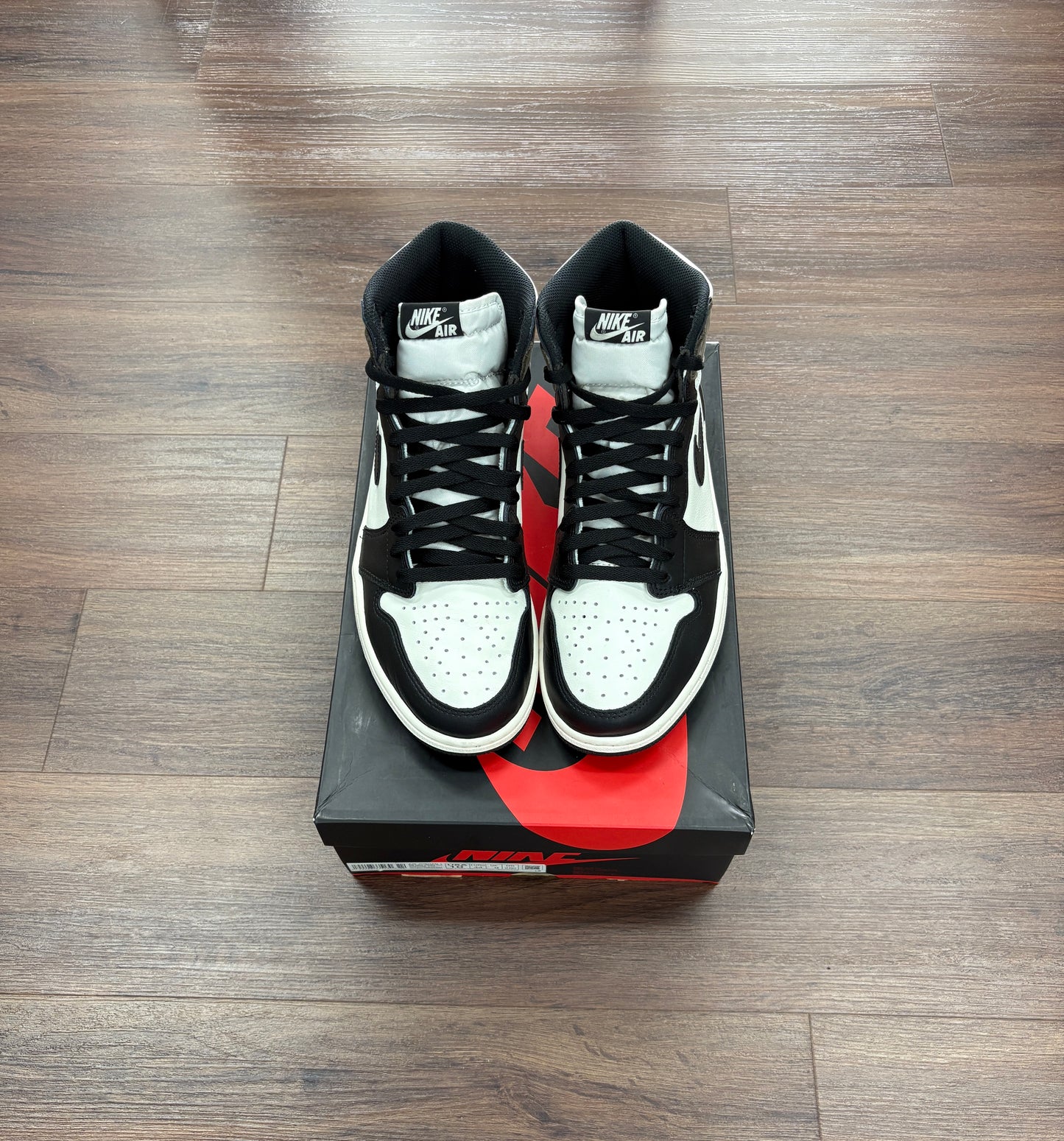 Jordan 1 Dark Mocha (Pre Owned)