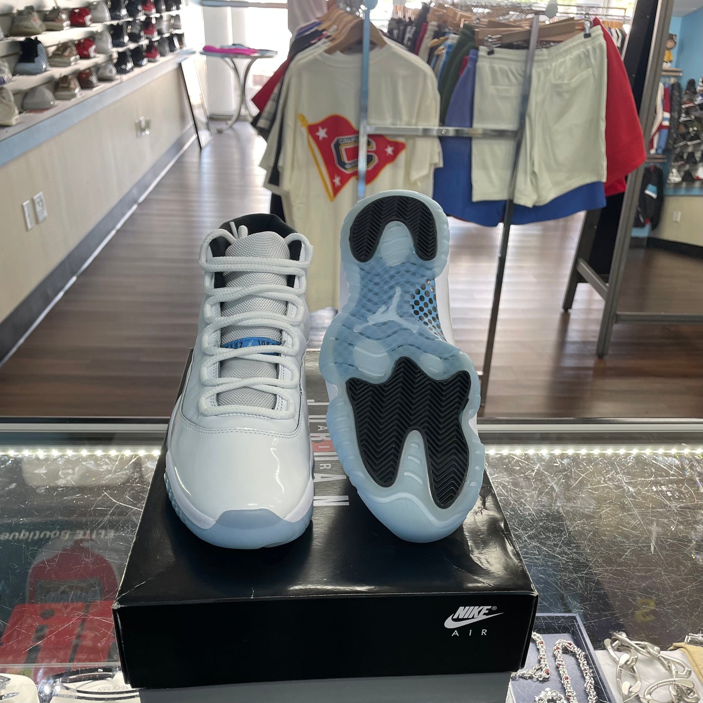 Air Jordan 11 BG 'Legend Blue(Pre owned)