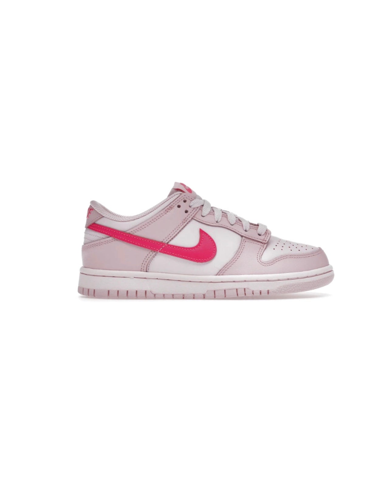 Nike Dunk Triple Pink