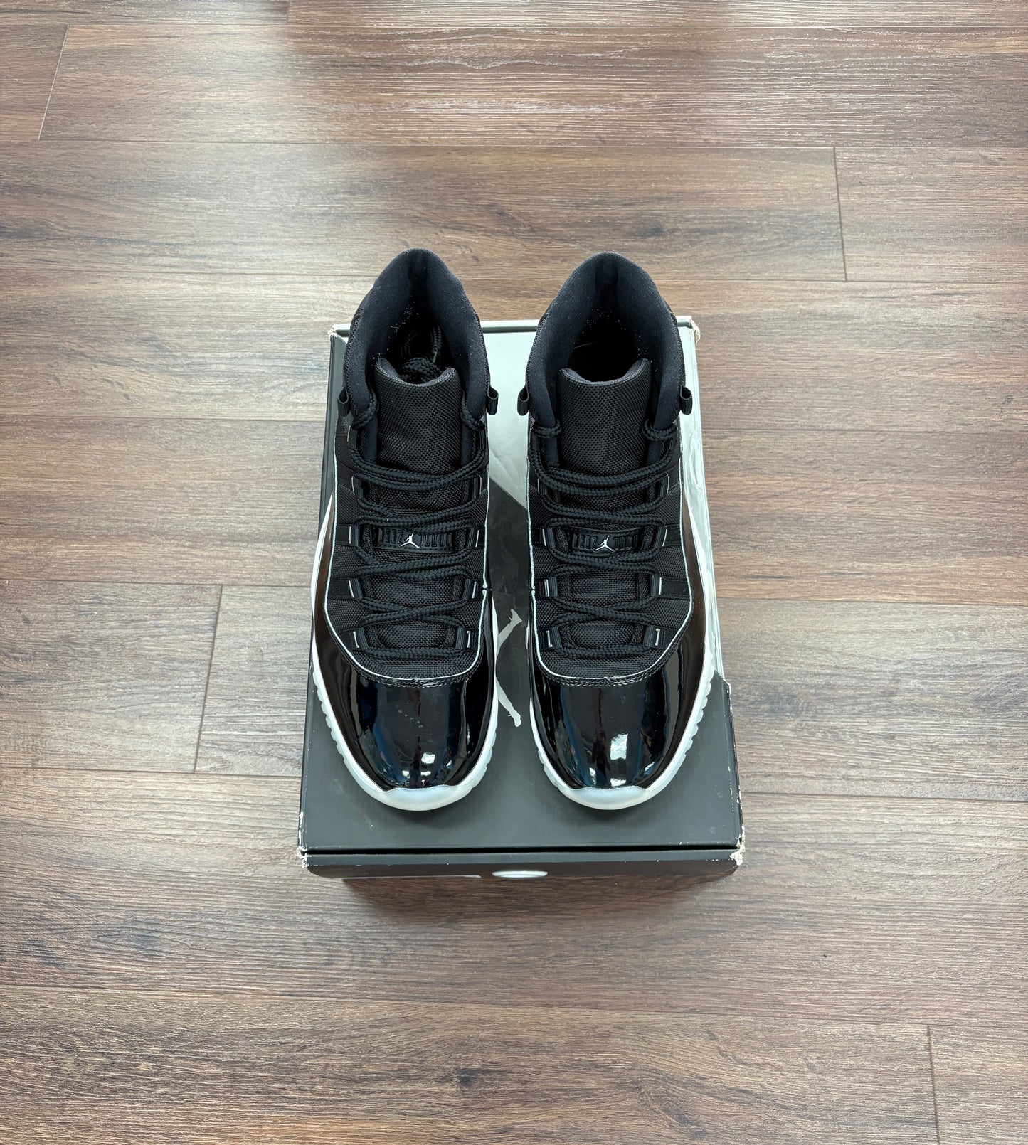 Jordan 11 Jubilee (Pre Owned)
