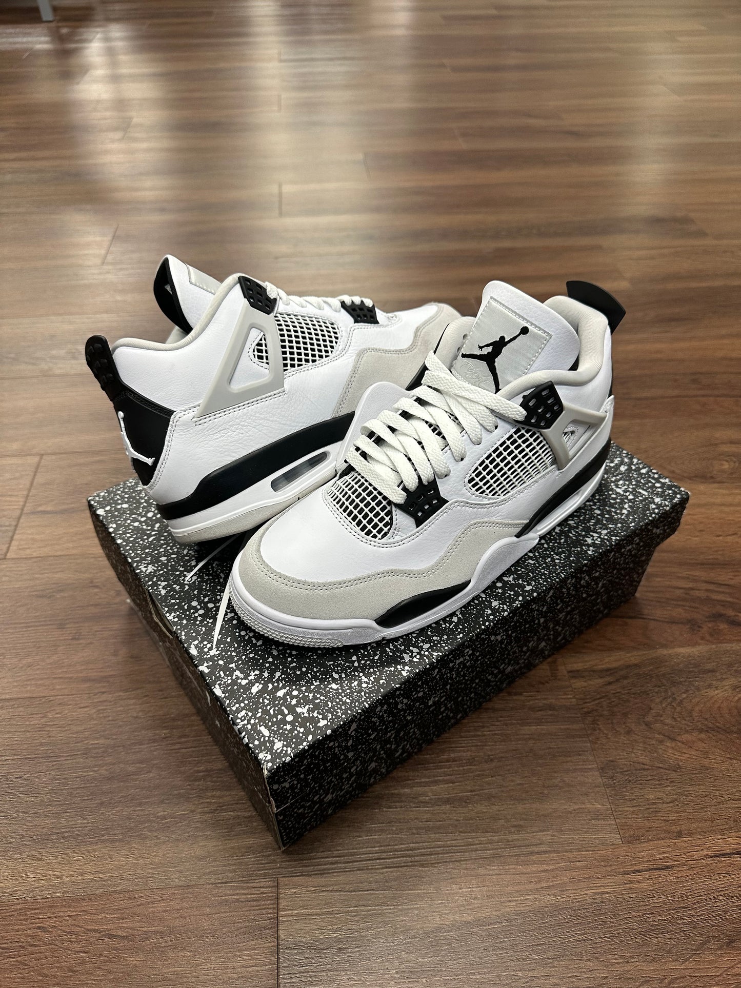 Jordan 3 Military Black (Worn)