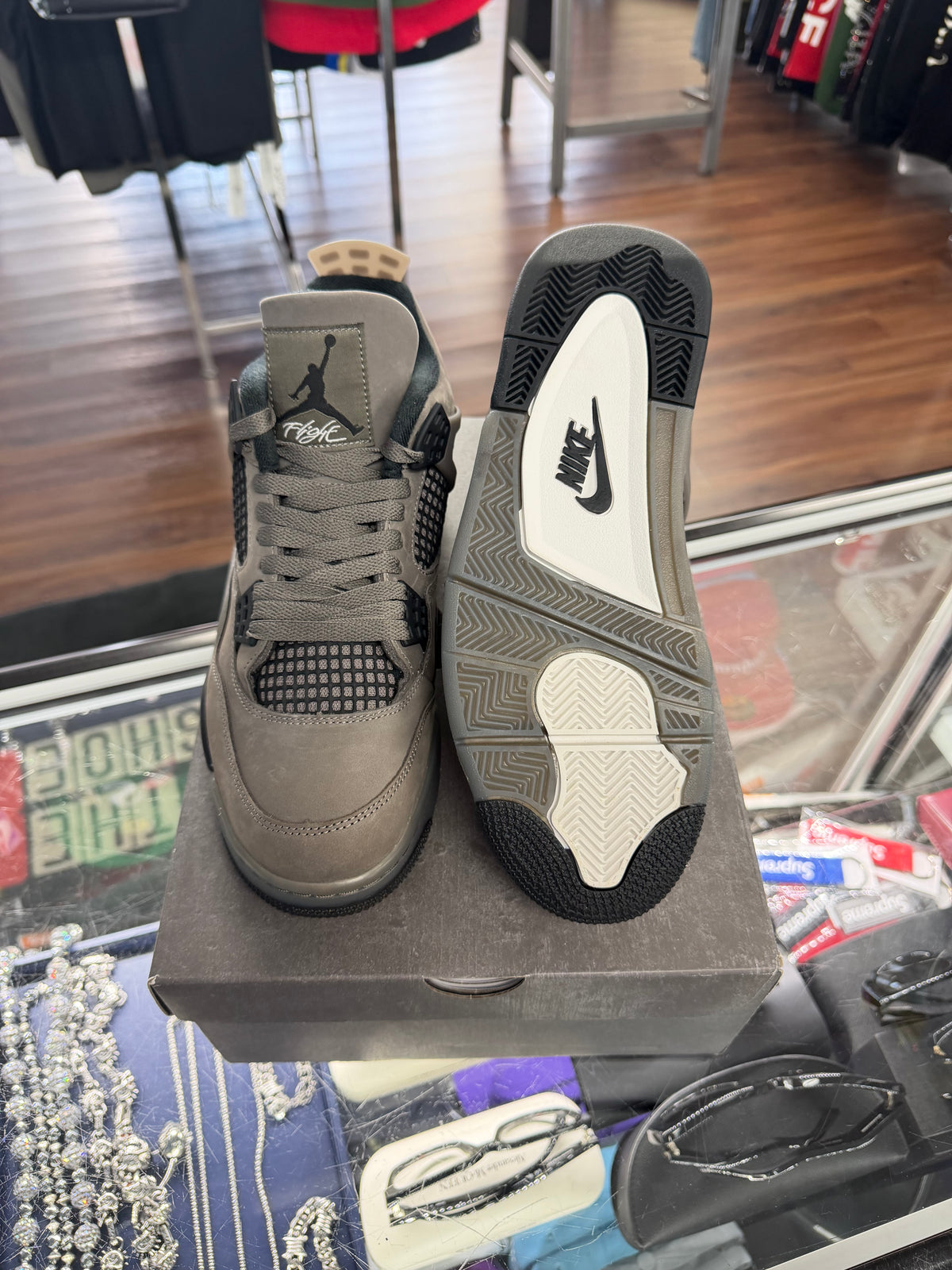 Jordan 4 Cave Stone (Pre Owned)