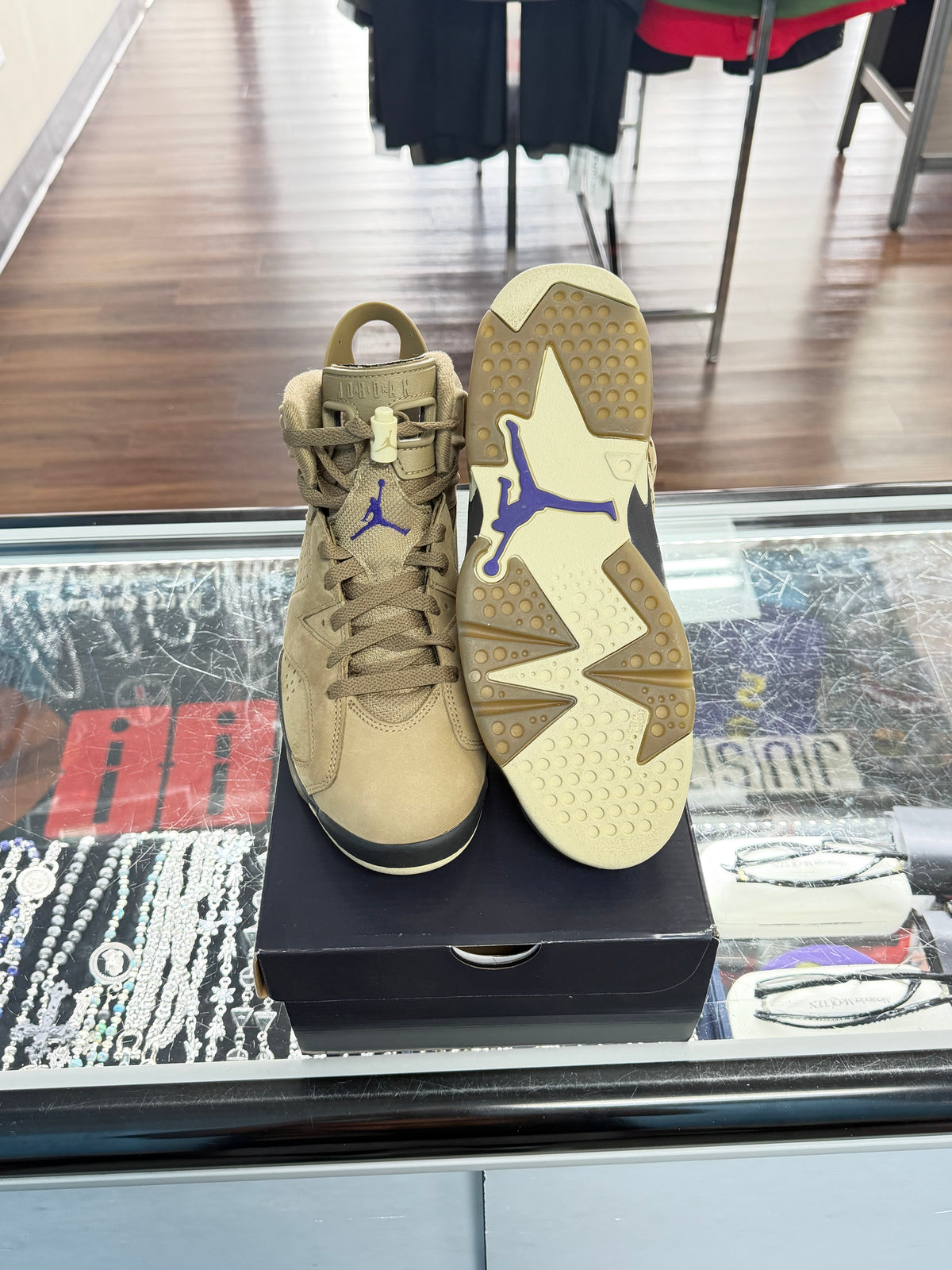 Jordan 6 Gore-tex Brown Kelp (Women)(Pre Owned)