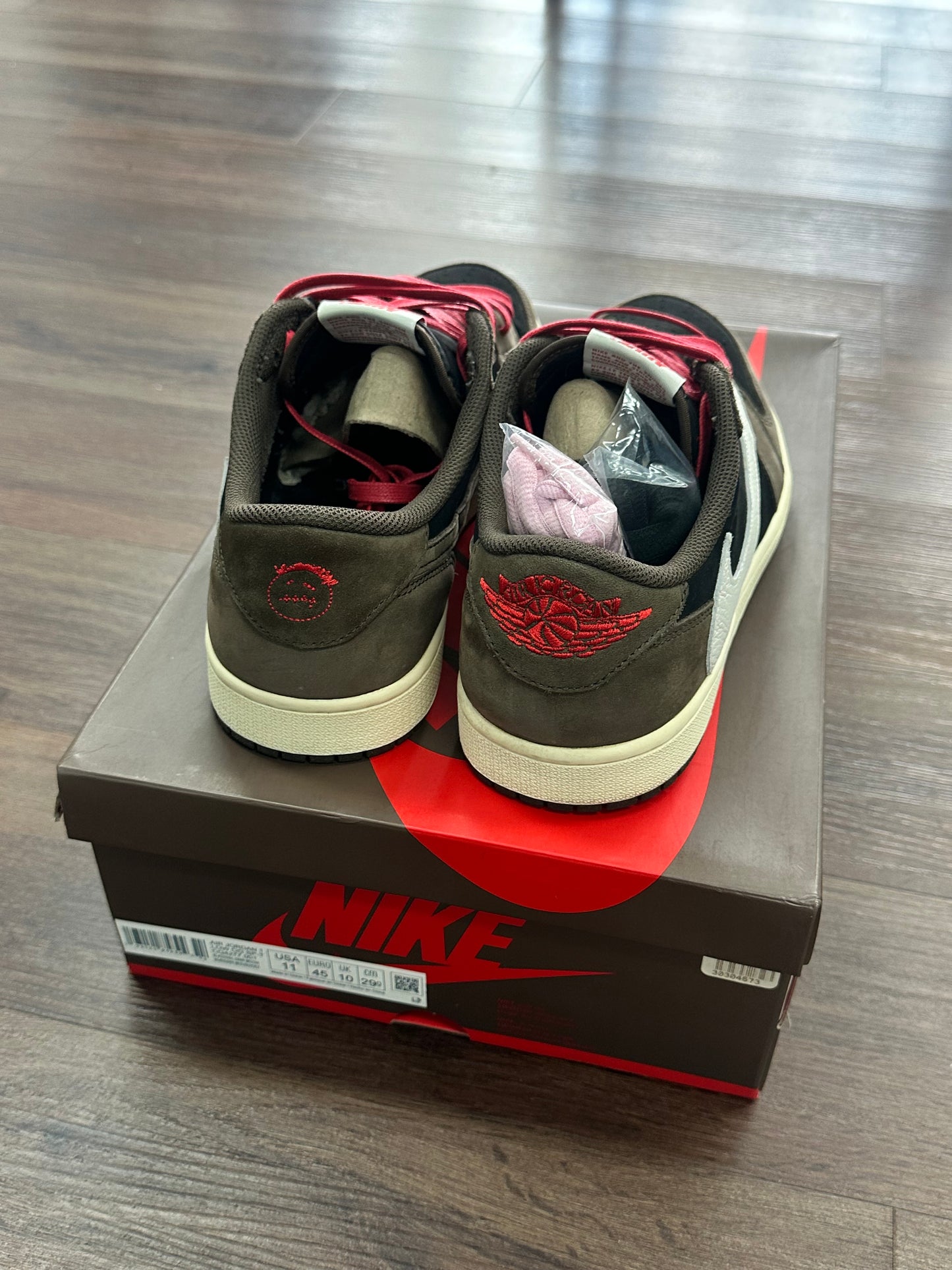 Jordan 1 Low Travis Scott Mocha (Pre Owned)