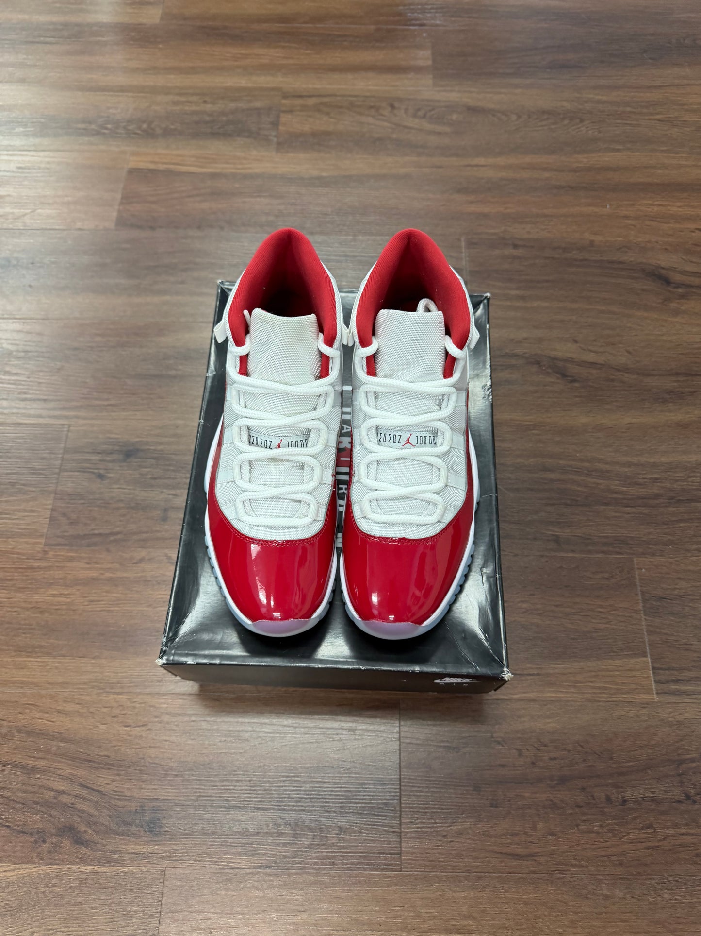 Jordan 11 Cherry (Pre Owned)
