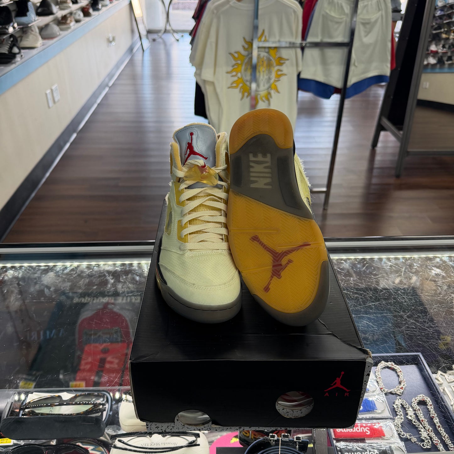 Off White Jordan 5 (Pre Owned)