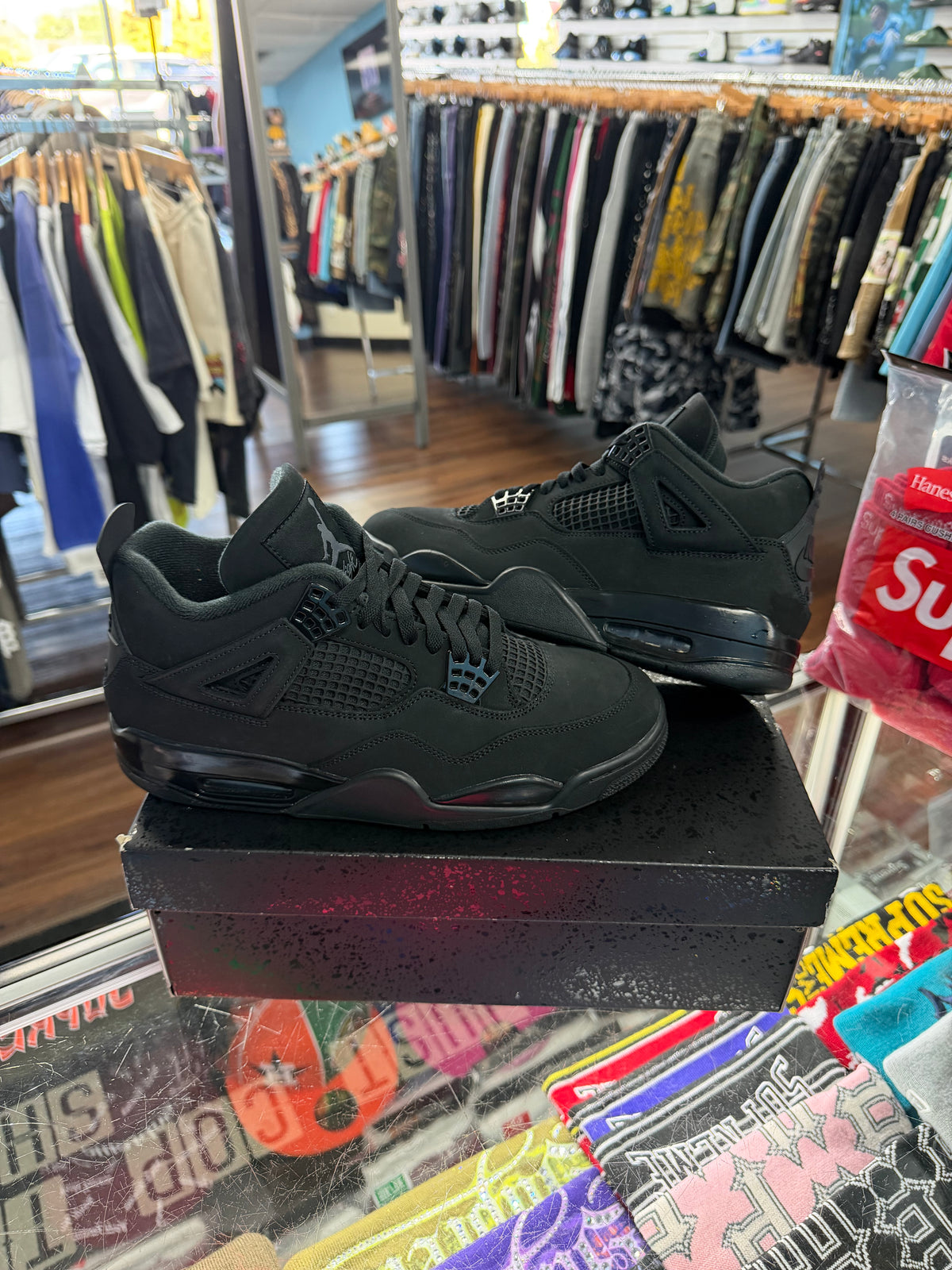 Jordan 4 Black Cat (2025) (Pre Owned)
