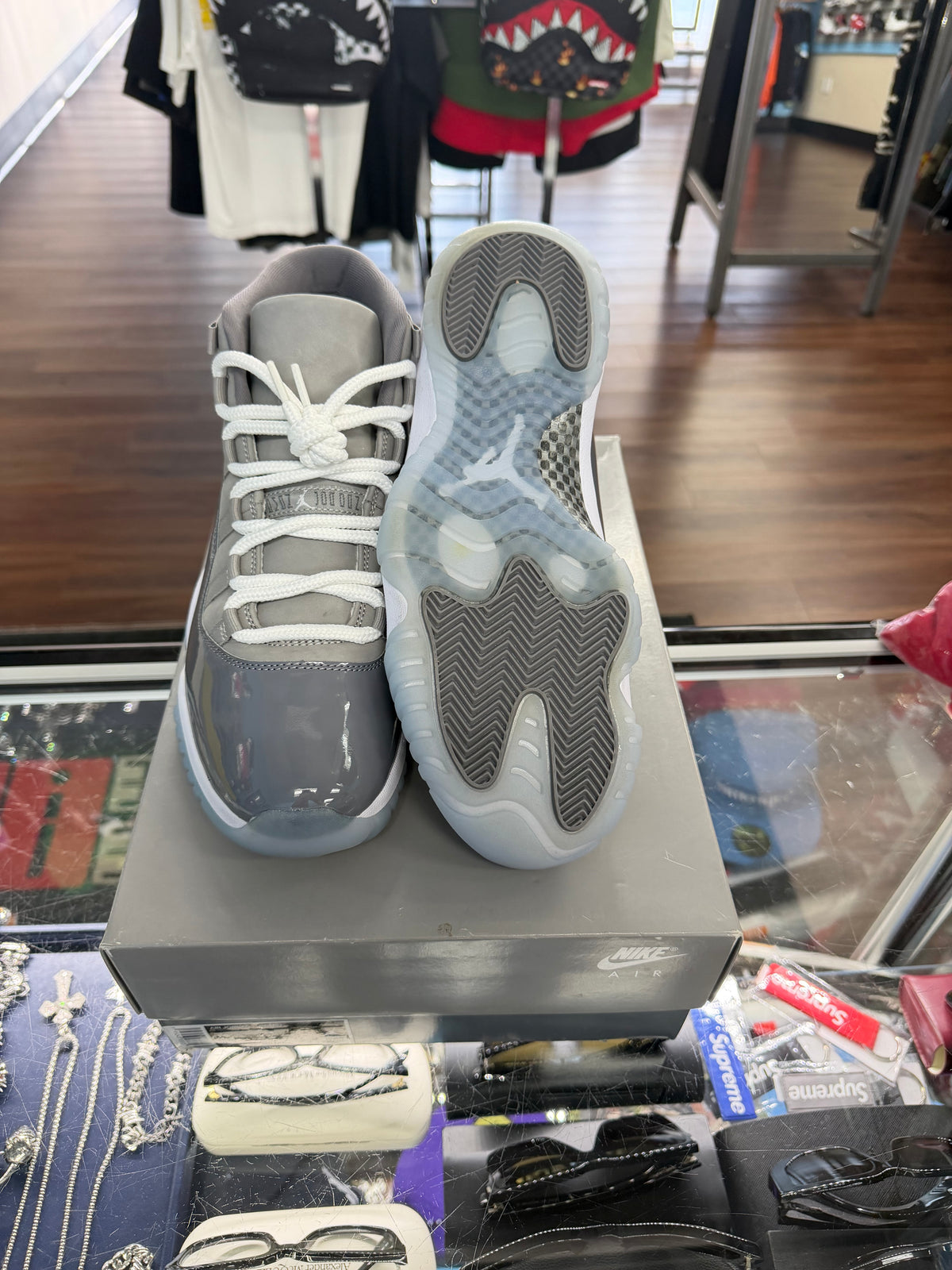 Jordan 11 Cool Grey (Pre Owned)