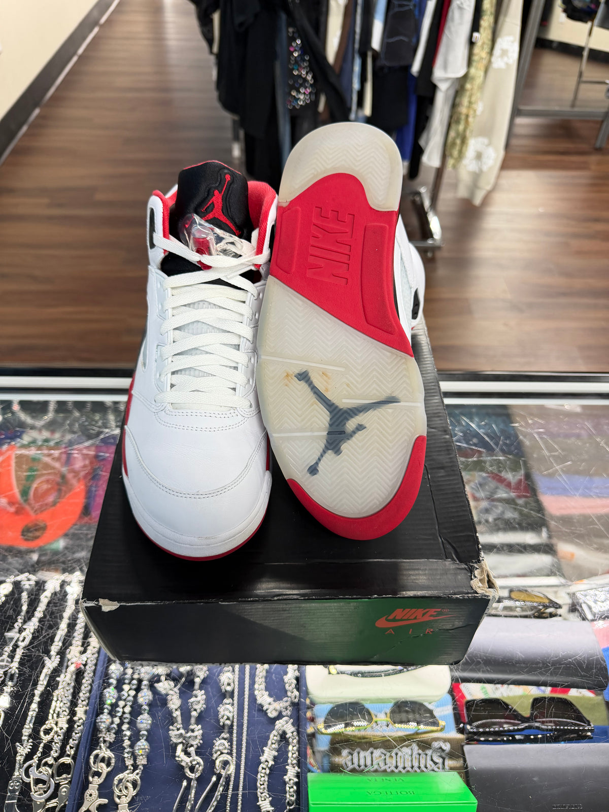 Jordan 5 Fire Red Black Tongue (2025) (Pre Owned)
