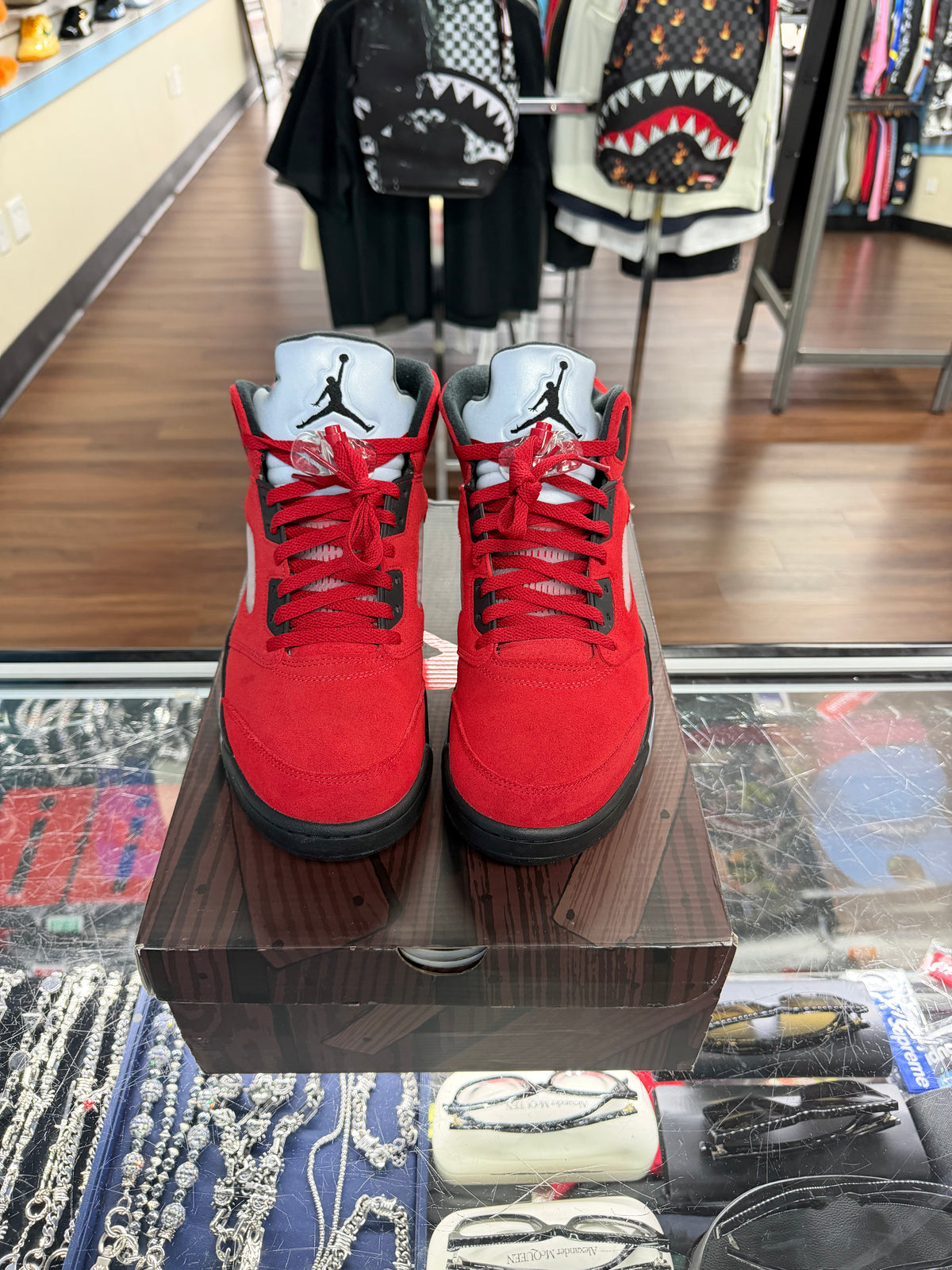 Jordan 5 Raging Bull (Pre Owned)