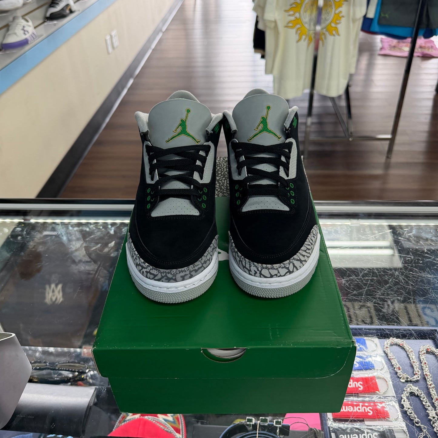 Jordan 3s Pine Green (Pre-Owned)