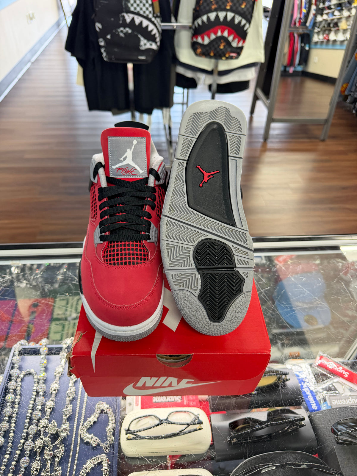 Jordan 4 Toro Bravo (Pre Owned)