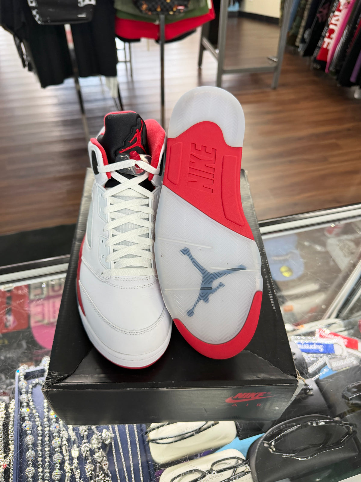 Jordan 5 Fire Red Black Tongue (2025) (Pre Owned)