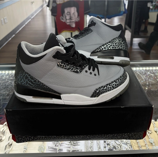 Jordan 3 Wolf Grey (Pre Owned)