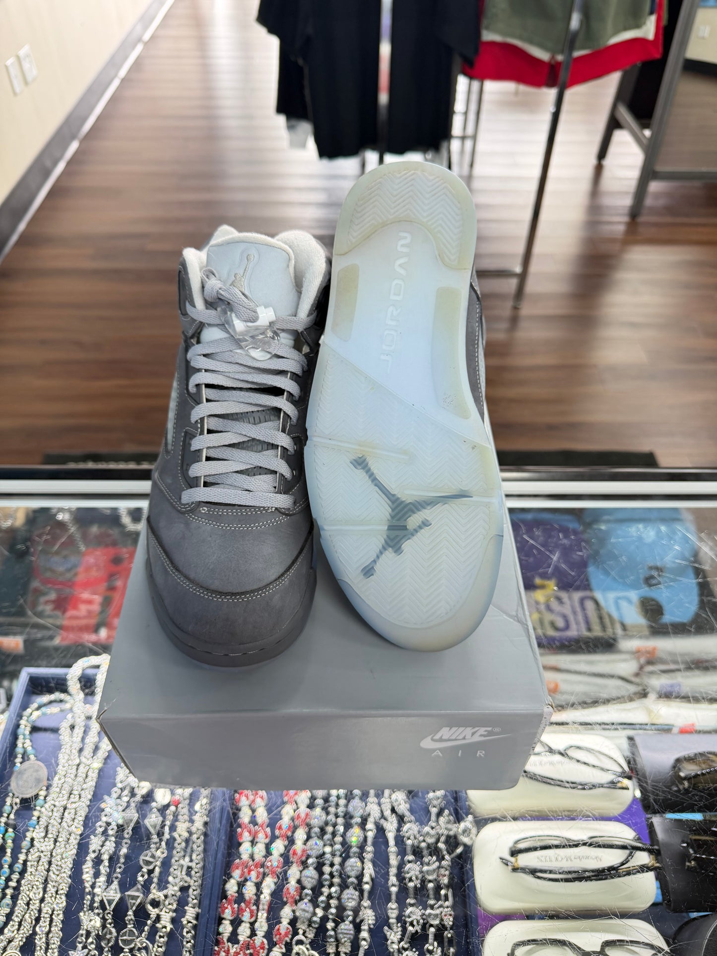 Jordan 5 Wolf Grey (Pre Owned)