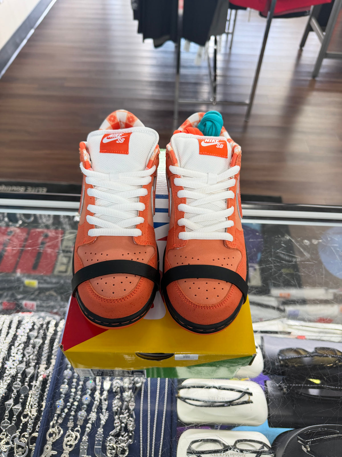 Nike Dunk SB Low Orange Lobster (Pre Owned)