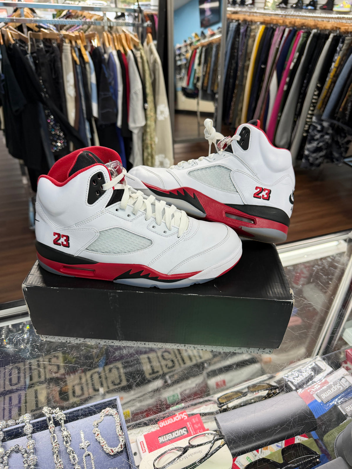 Jordan 5 Fire Red Black Tongue (2025) (Pre Owned)