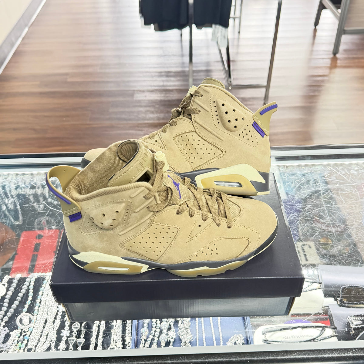 Jordan 6 Gore-tex Brown Kelp (Women)(Pre Owned)