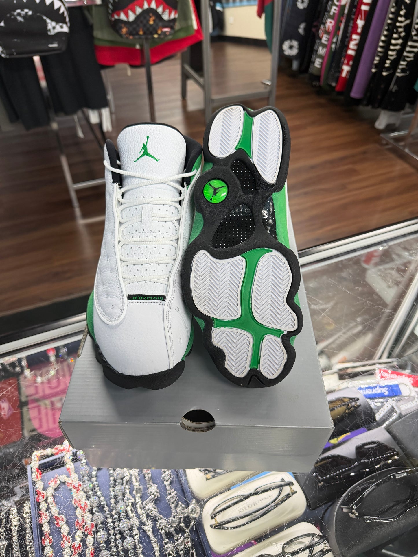 Jordan 13 White Lucky Green (Pre Owned)