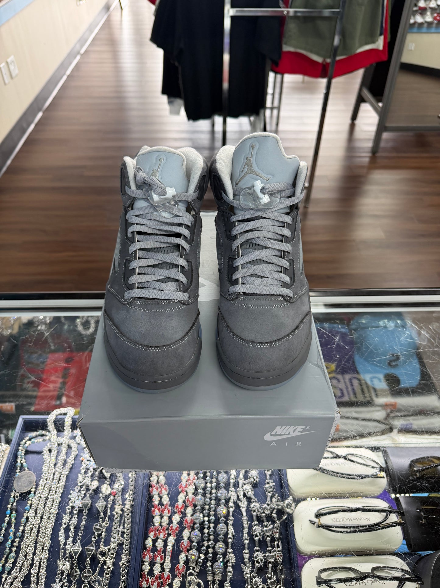 Jordan 5 Wolf Grey (Pre Owned)