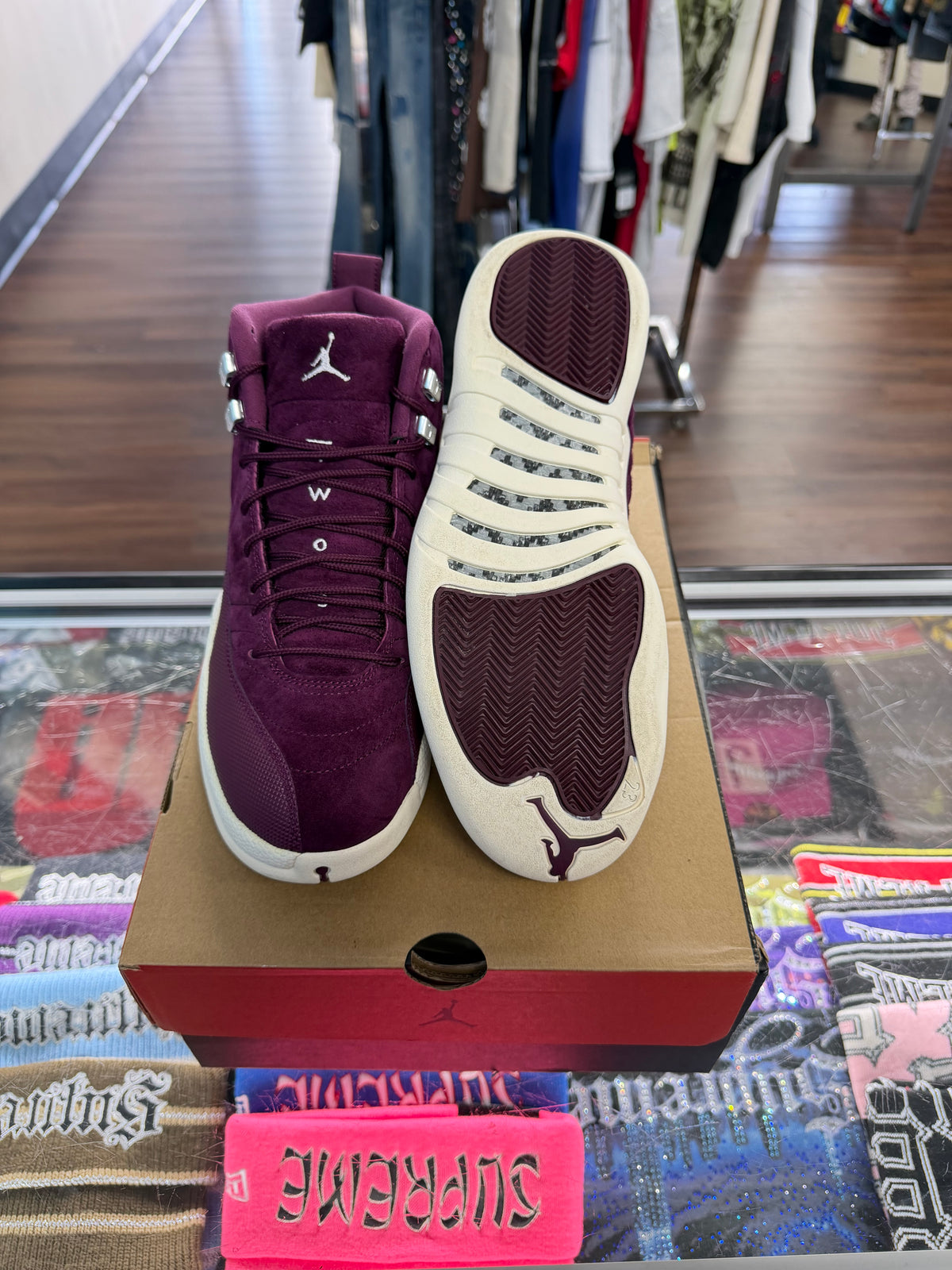Jordan 12 Bordeaux (Pre Owned)