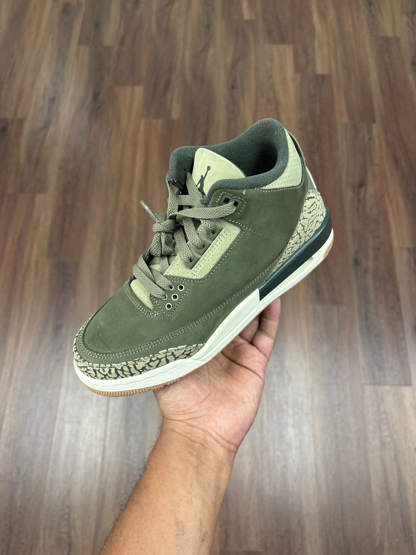 Jordan 3 Olive