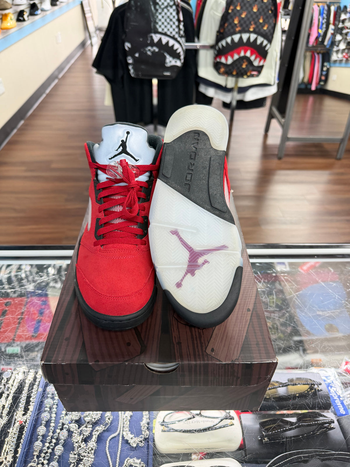 Jordan 5 Raging Bull (Pre Owned)