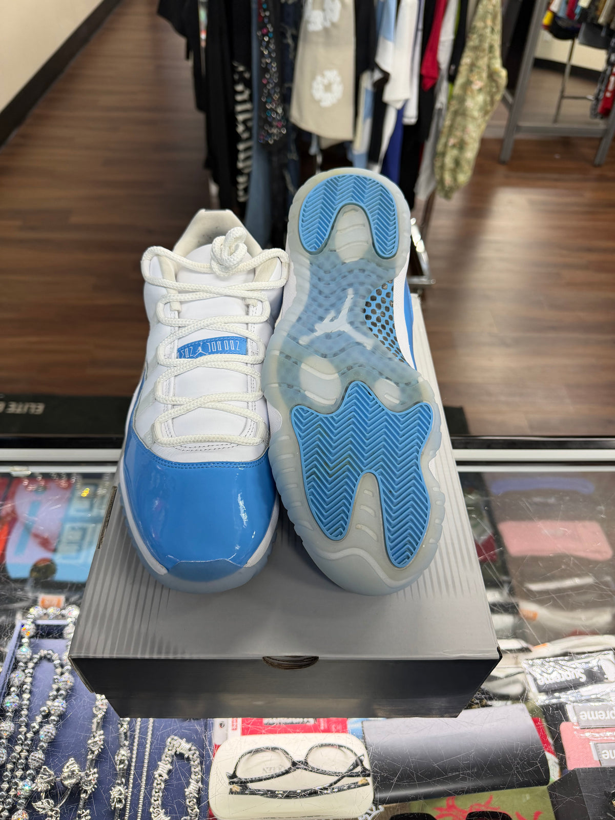Jordan 11 Low University Blue (2026) (Pre Owned)