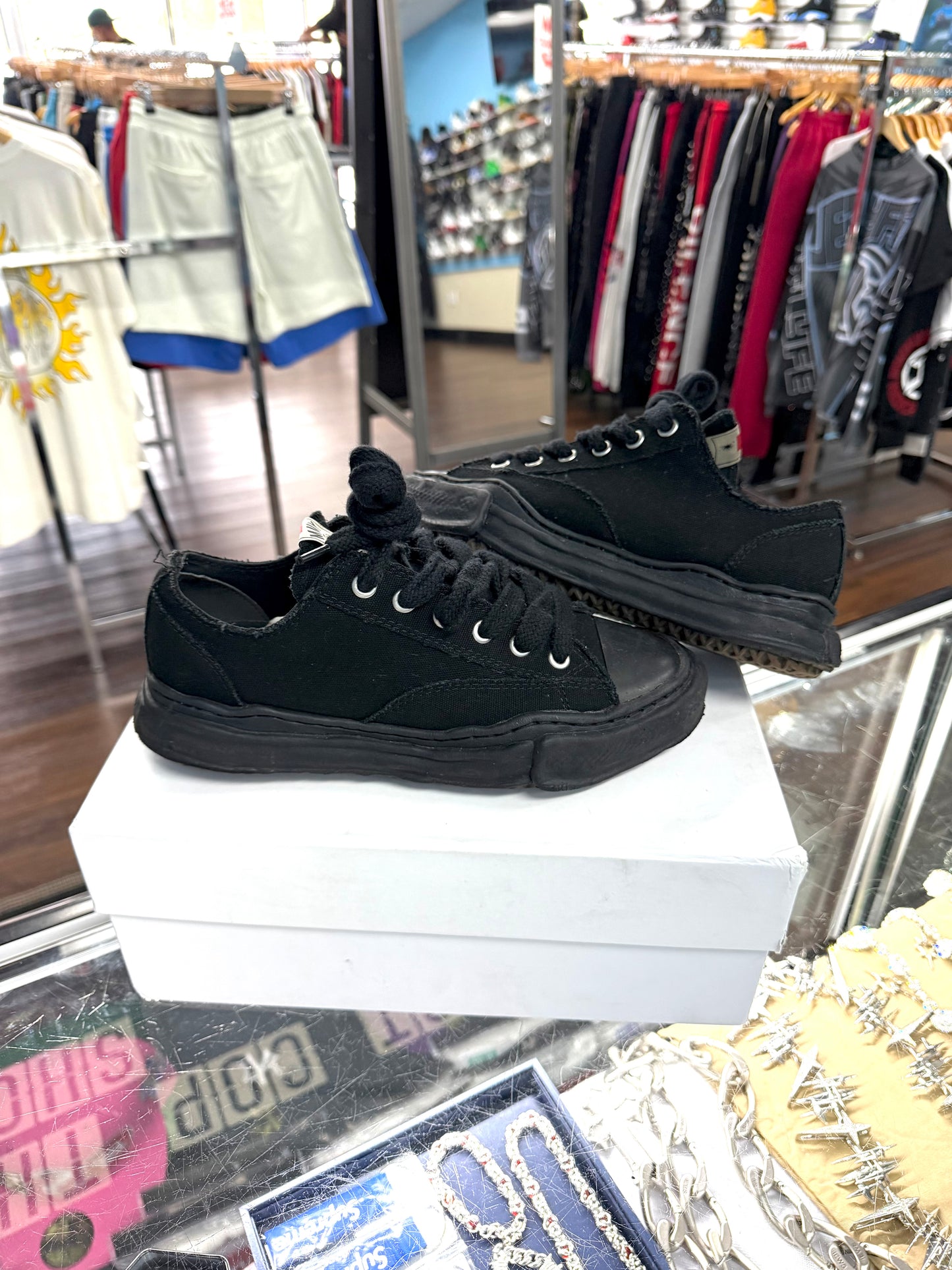 Maison Mihara Yasuhiro Peterson Black Black