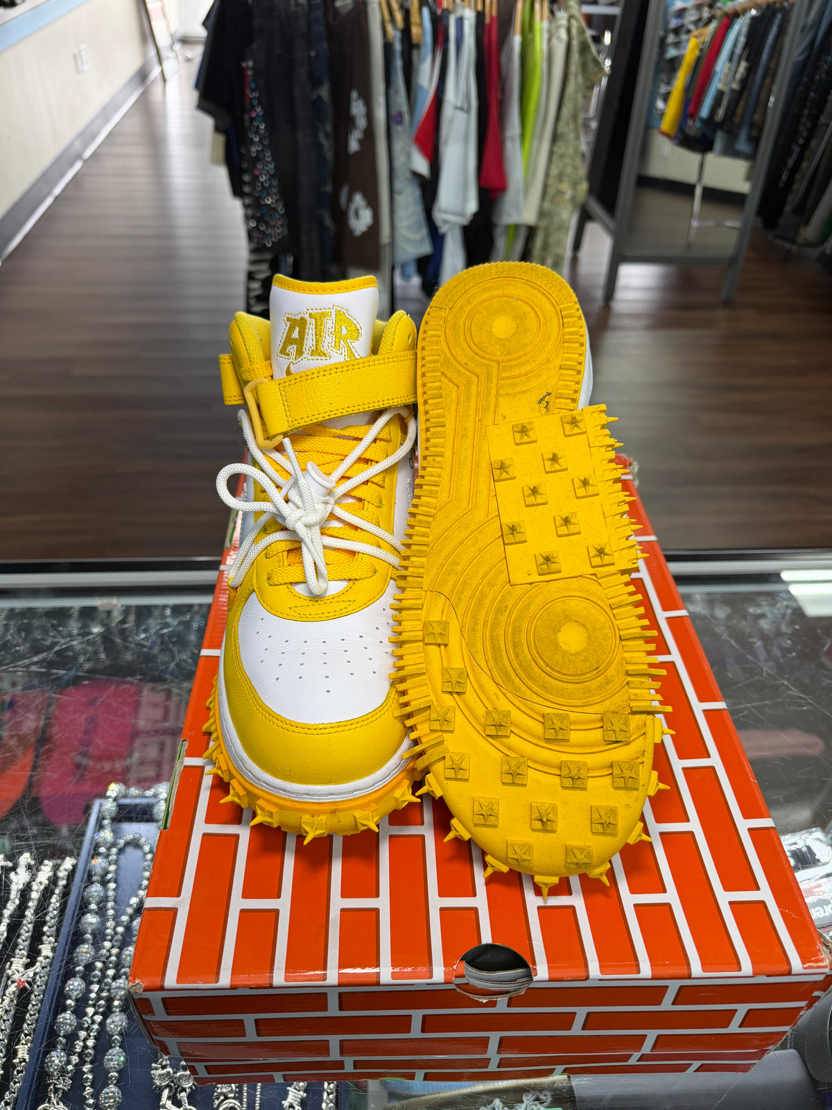Off-White Nike Air Force 1 Mid Sp Leather Varsity Maize(Pre Owned)