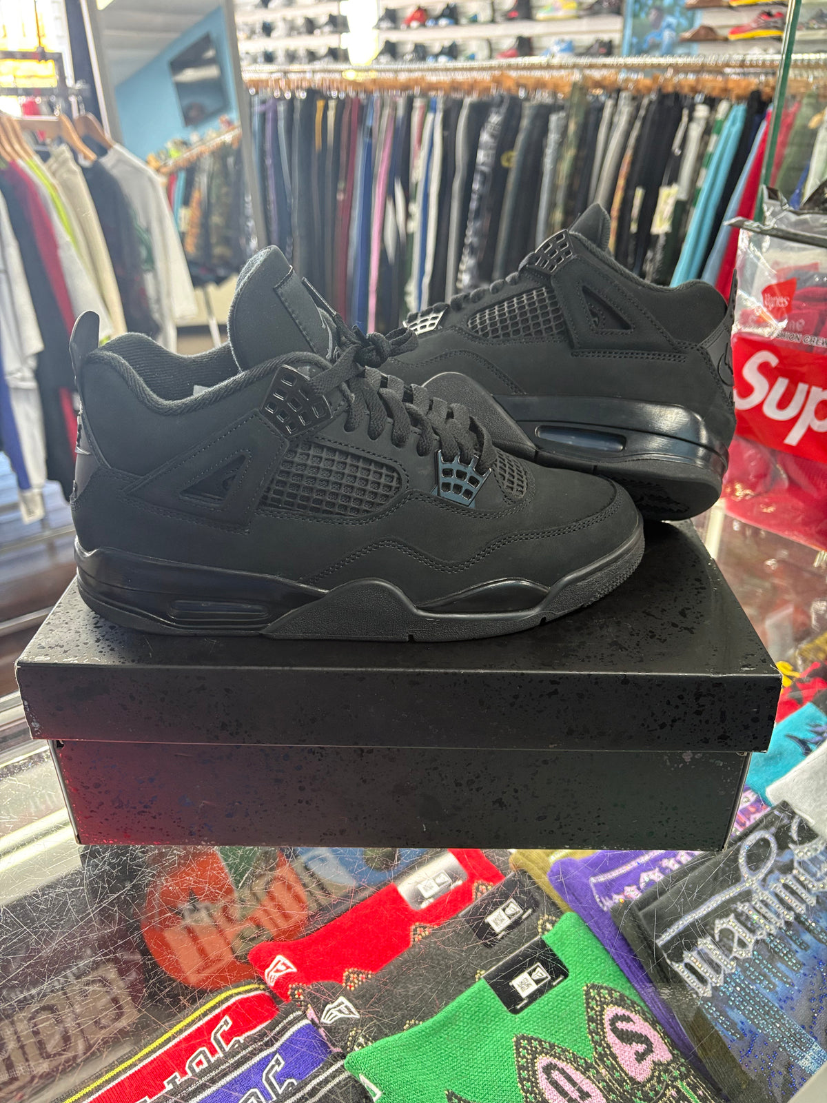 Jordan 4 Black Cat (2025) (Pre Owned)