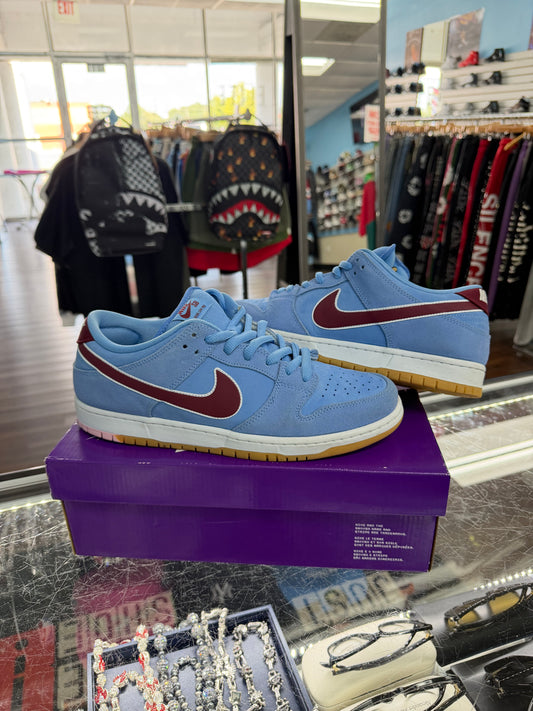 Nike SB Dunk Philadelphia Phillies (Pre Owned)