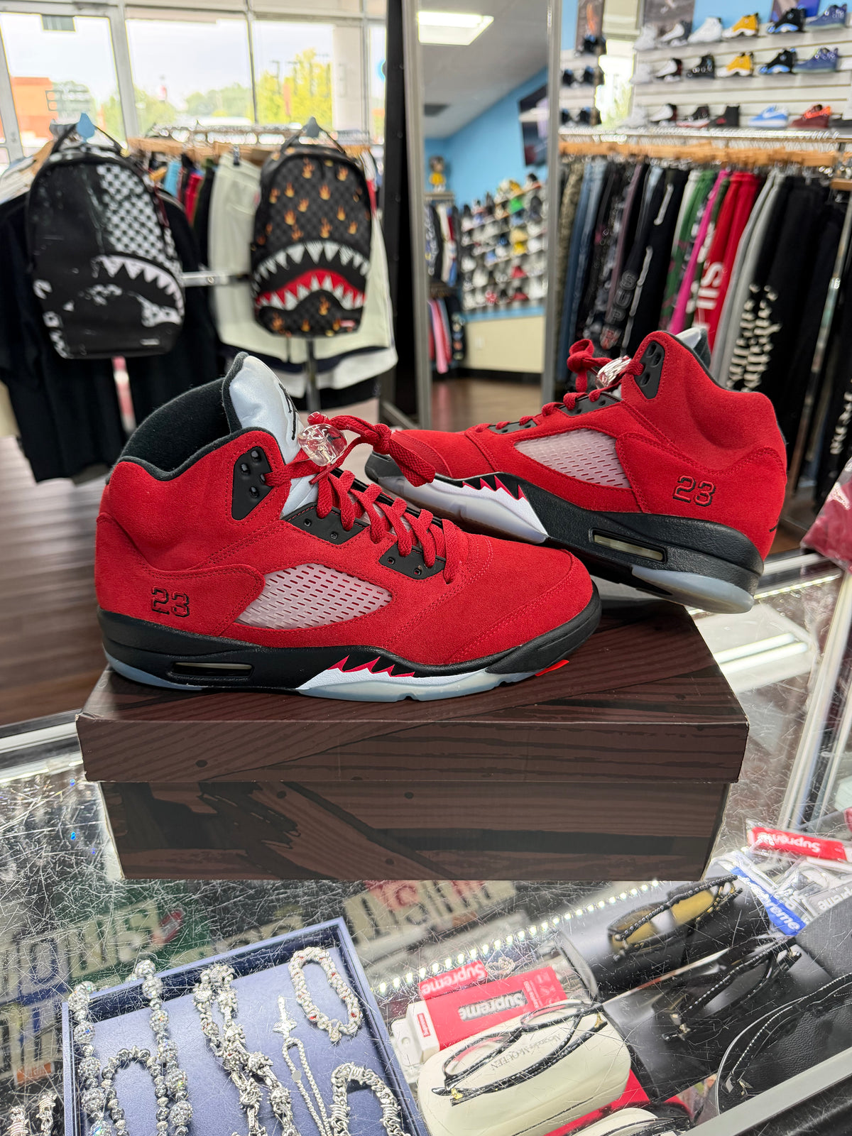Jordan 5 Raging Bull (Pre Owned)