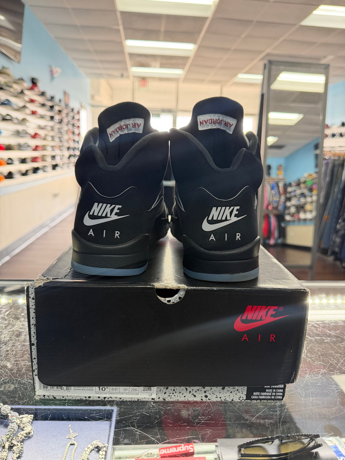 Jordan 5 Black Metallic Reimagined (Pre Owned)