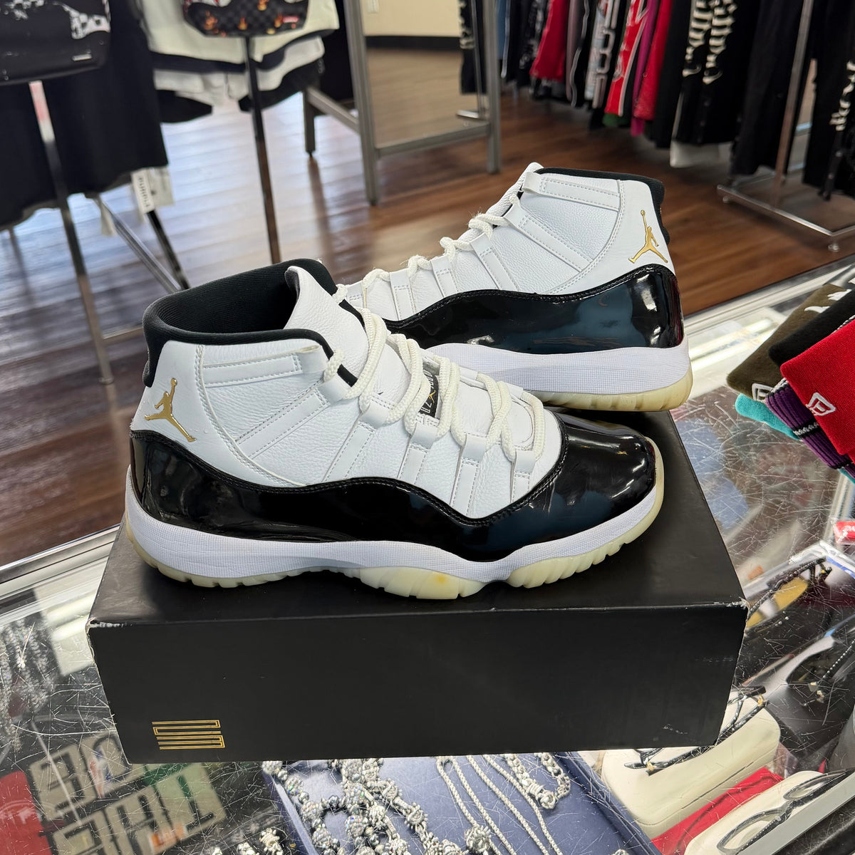 Jordan 11 Gratitude (Pre Owned)