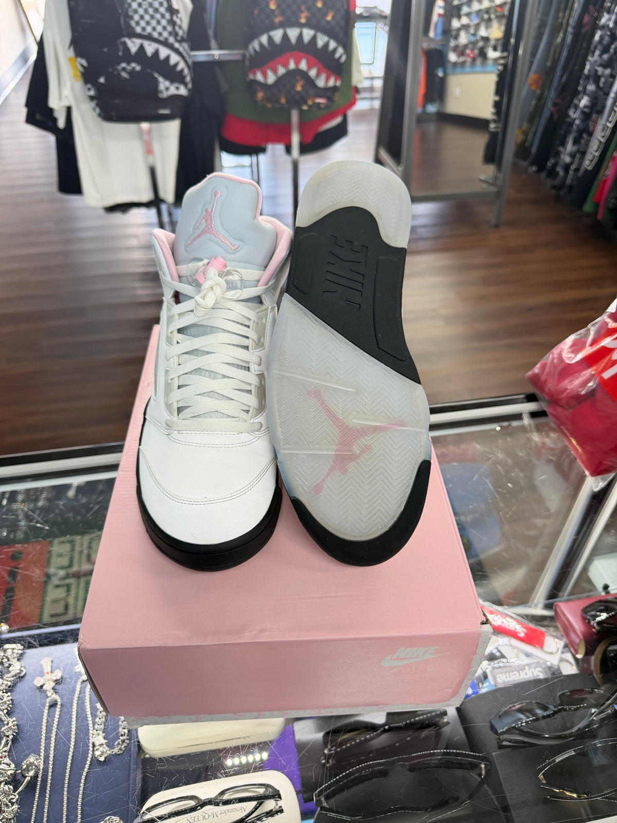 Jordan 5 Medium Soft Pink (Pre Owned)
