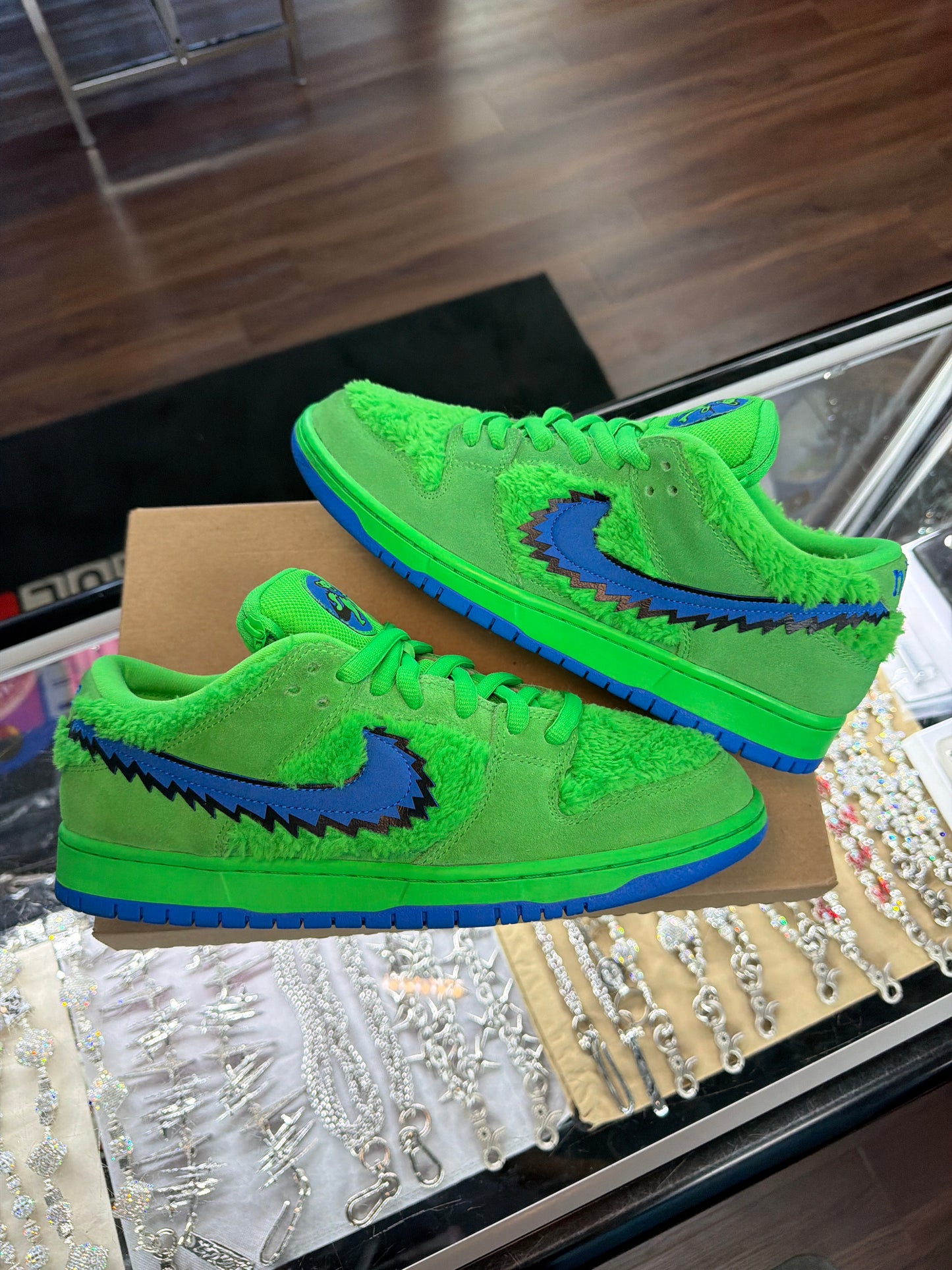 Nike SB Dunk Grateful Dead Bears Green (Pre Owned)