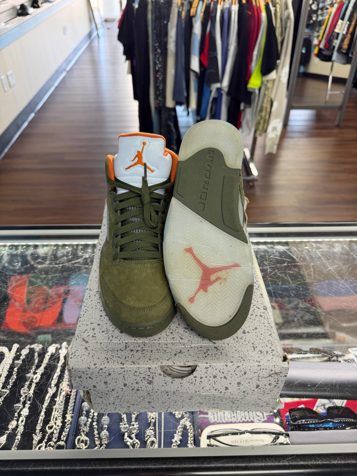 Jordan 5 Olive (2024) (Pre Owned)