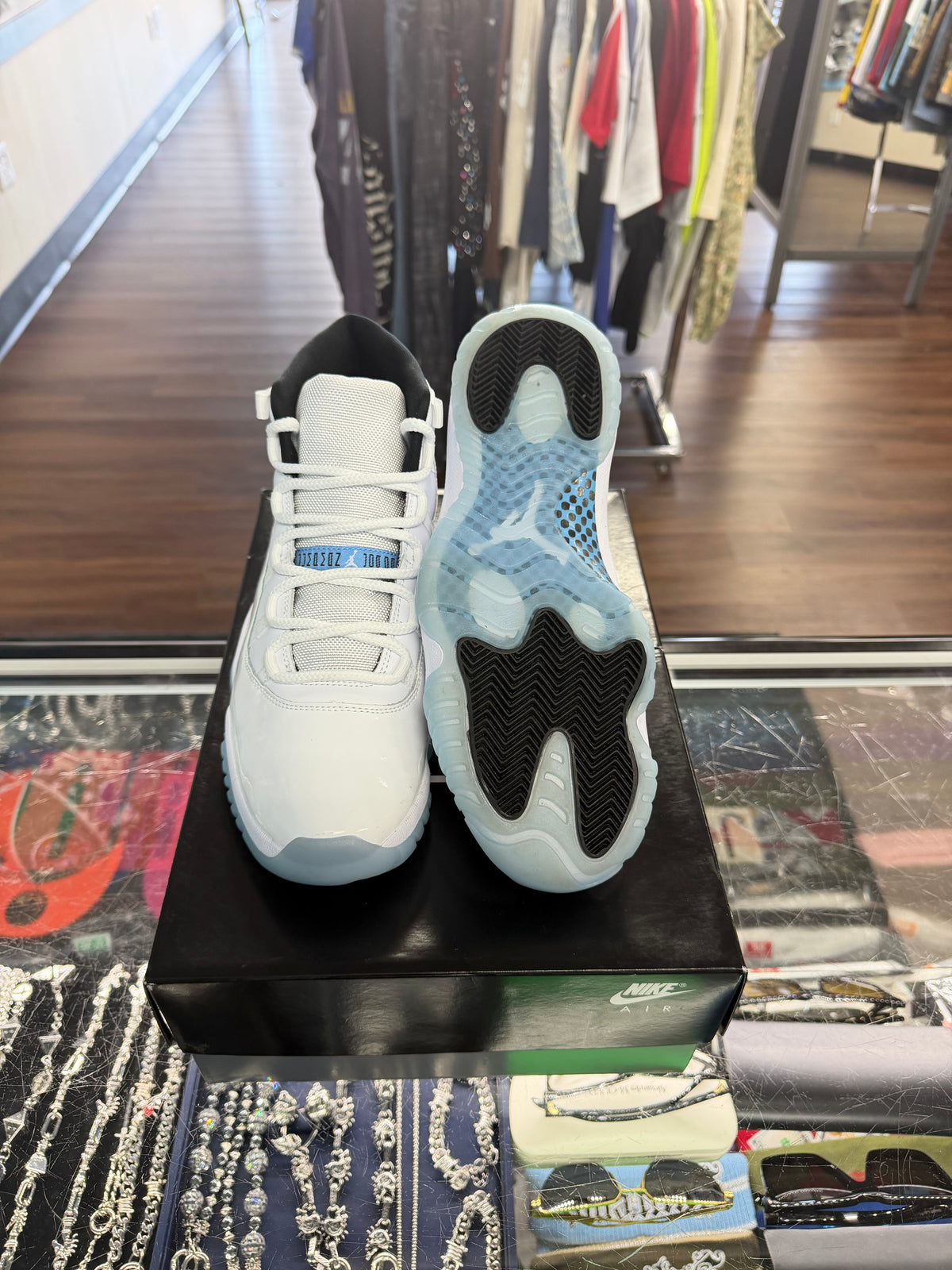 Jordan 11 Legend Blue (Worn 1x)