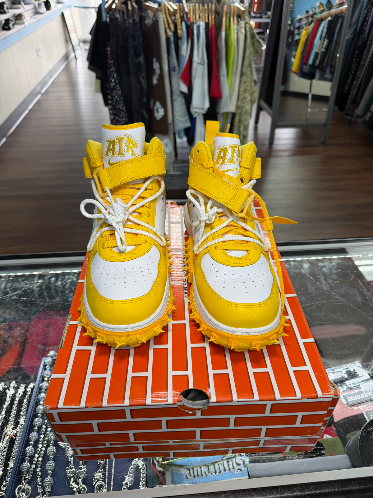 Off-White Nike Air Force 1 Mid Sp Leather Varsity Maize(Pre Owned)