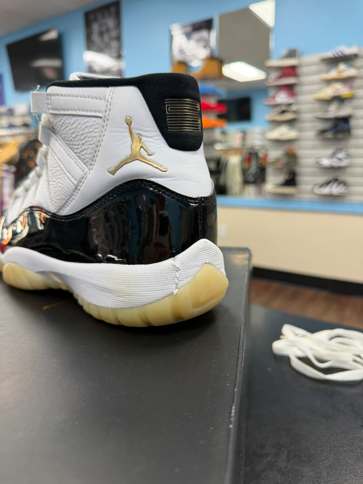 Jordan 11 Dmp Gratitude (Pre Owned)