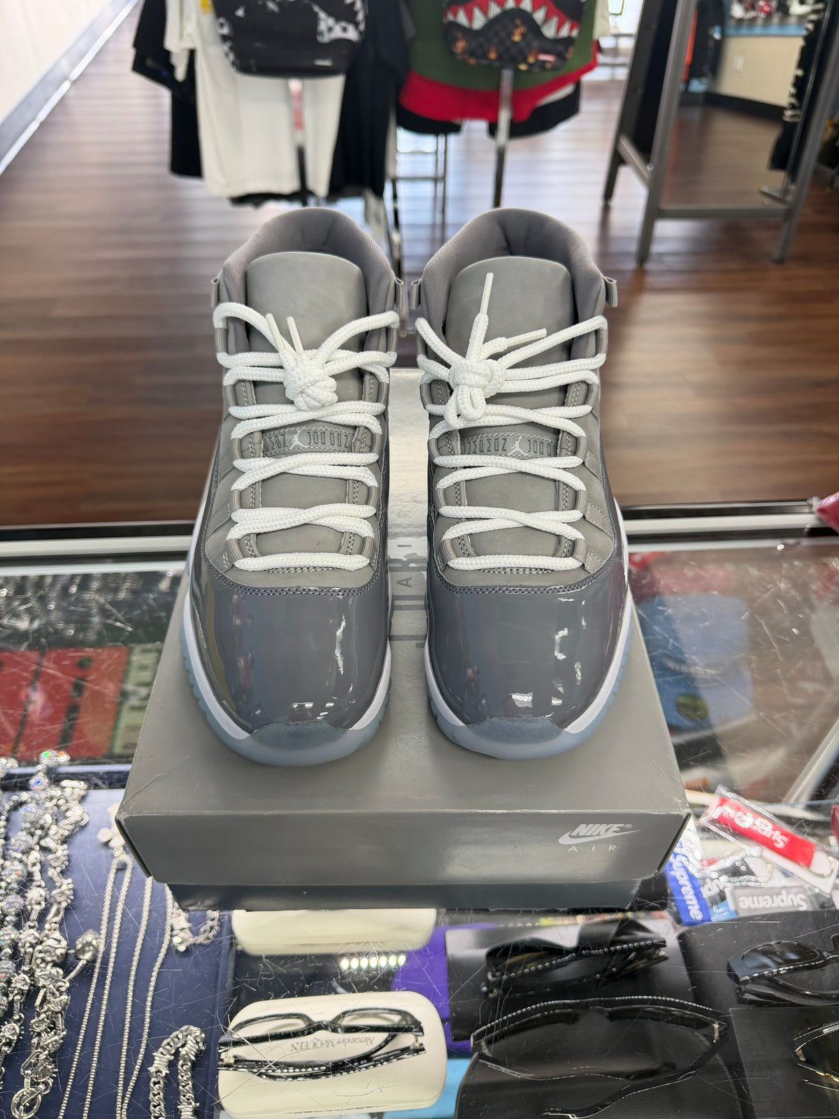 Jordan 11 Cool Grey (Pre Owned)