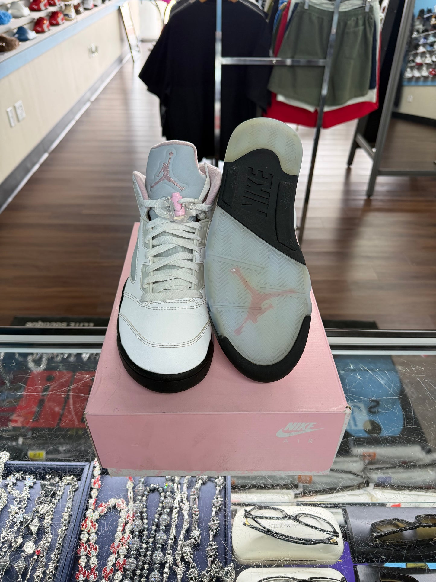 Jordan 5 Medium Soft Pink (Pre Owned)