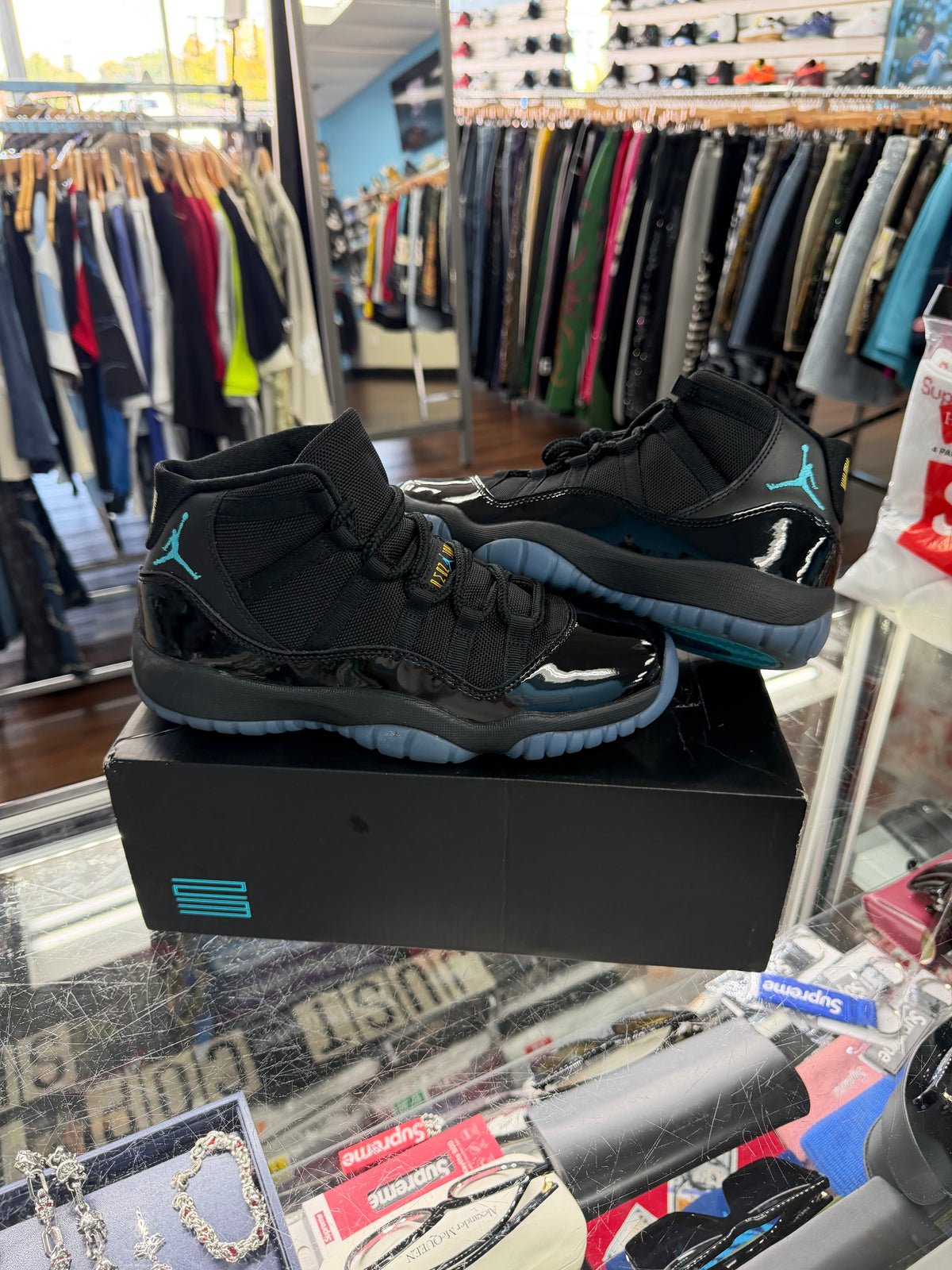 Jordan 11 Gamma (2025) (Pre Owned)