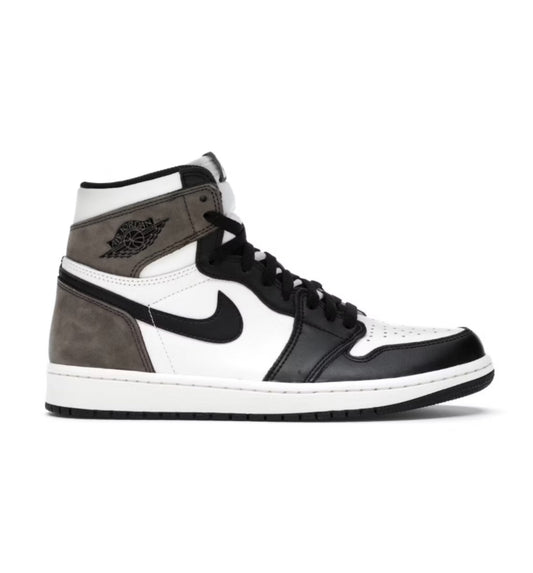 Jordan 1 Retro High
Dark Mocha