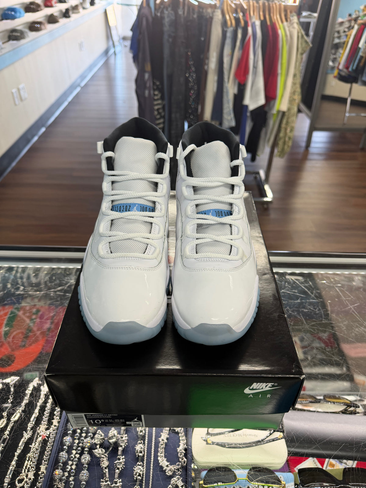 Jordan 11 Legend Blue (Worn 1x)